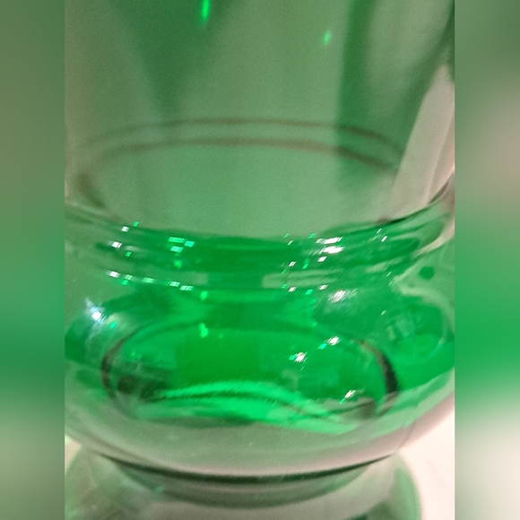 Vintage 1960's Napco Emerald Green Vase Large Flower Vase Floral Display - Picture 3 of 4
